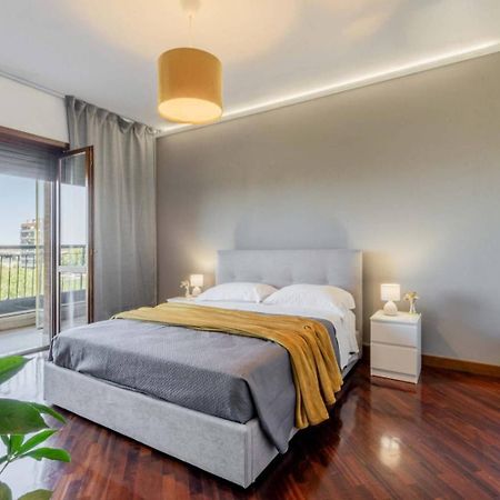 Luxury Boutique Apartment Fiumicino Luaran gambar