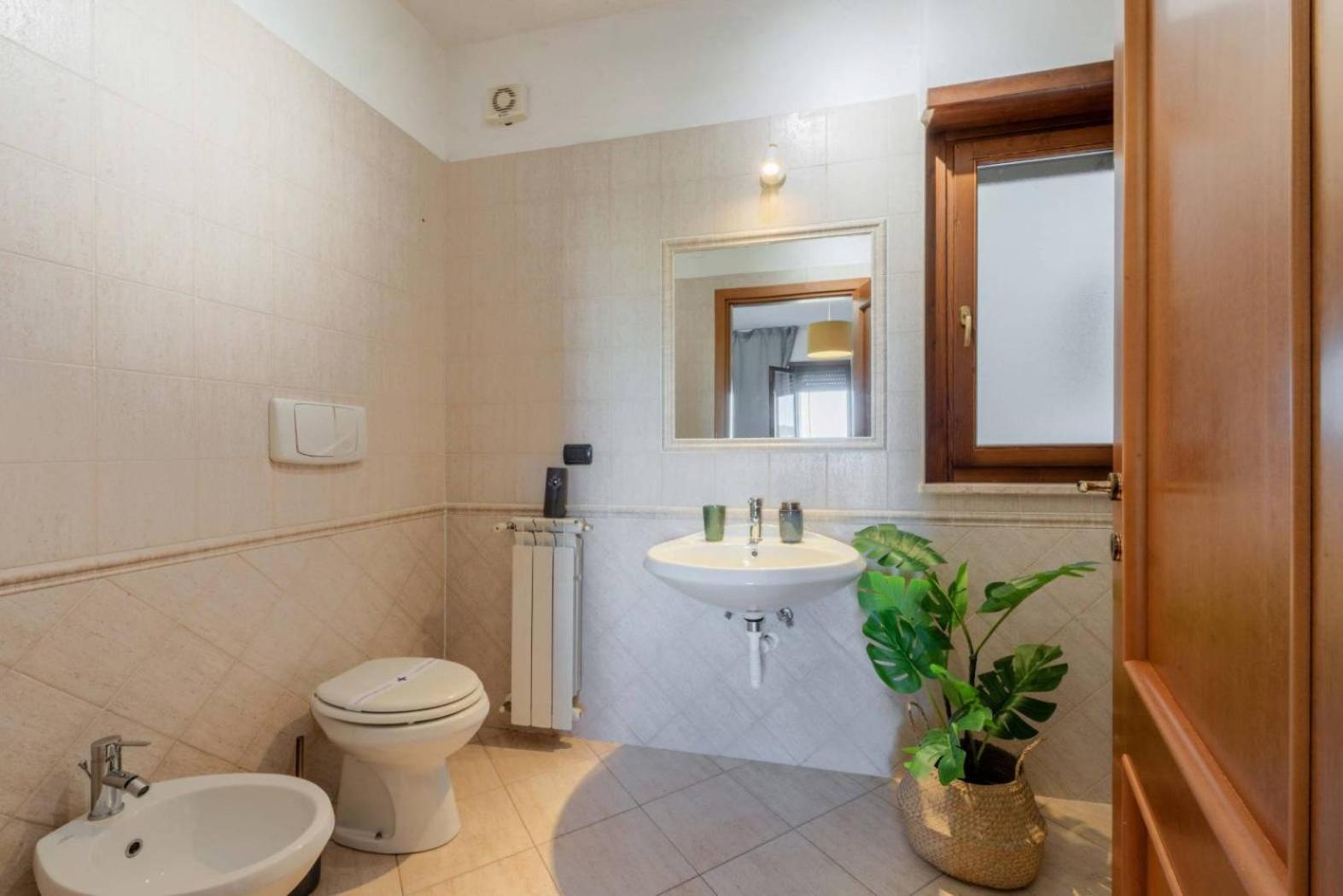 Luxury Boutique Apartment Fiumicino Luaran gambar